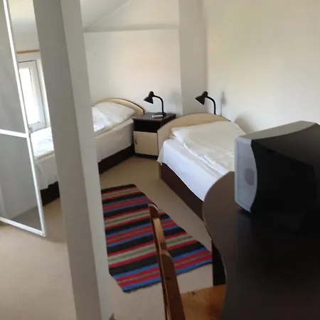 Maison d'hôtes Yana Guest 2*